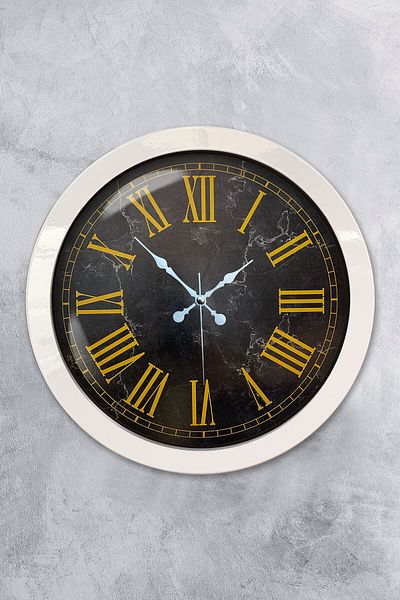 Kasva Concept 36 cm White Metal Marble Pattern Roman Numeral Wall Clock