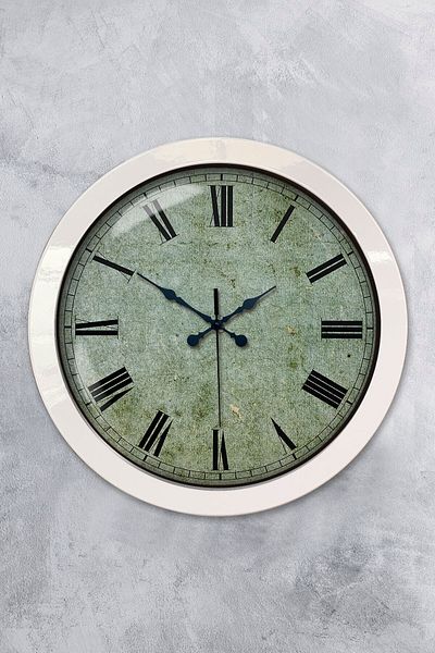 Kasva Concept Gift 36 cm White Metal Antique Wall Clock