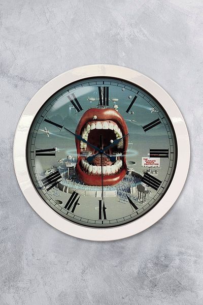 Kasva Concept Gift 36 cm White Metal Dentist Wall Clock