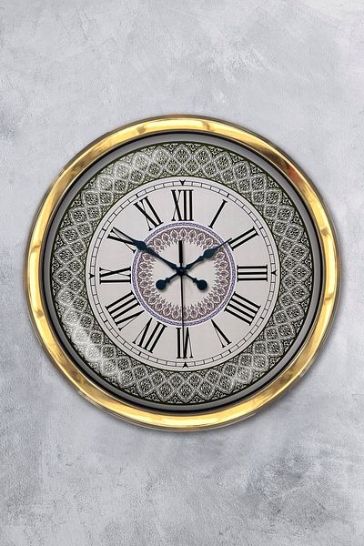 Kasva Concept Gift 40 cm Gold Metal Roman Numeral Wall Clock