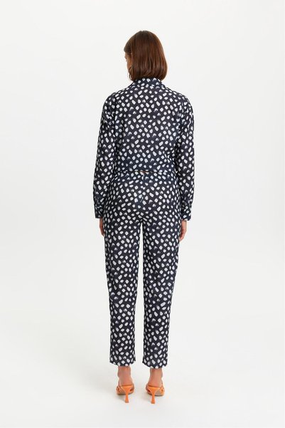 Mudo Pantaloni de damă cu model multicolor și croială confortabilă