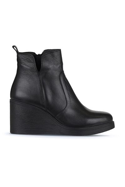 Bueno Shoes Cizme de damă din piele neagră - toc pană, model 01wz8301