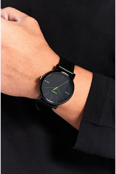 Timex Men Tw2u05700 Round Analog Watches 42 Mm, Black