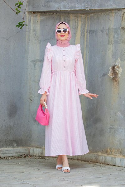 Tesettür Çarşım Pitikareli Fırfır Detaylı Gofre Kumaş Elbise-Pembe