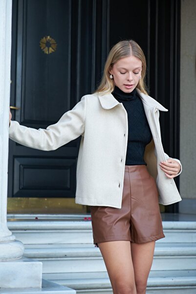 Jument Beige Colored Long Sleeve Collared Thick Coat