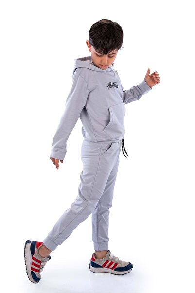 Minikadam Παιδική αθλητική φόρμα Adventure Embroidery Kangaroo Pocket με κουκούλα MNK10072 ΑΝΟΙΧΤΟ ΓΚΡΙ