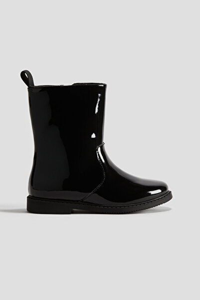 H&M Bot