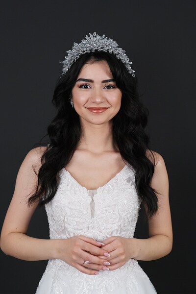 Limelia Coroană de mireasă cu mărgele argintii și accesoriu turban