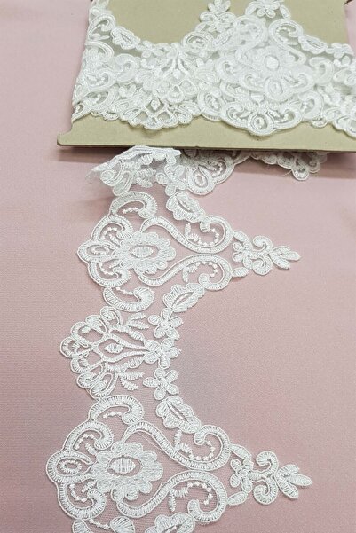 Limelia Γαλλική κρεμ δαντέλα γκουπέρ