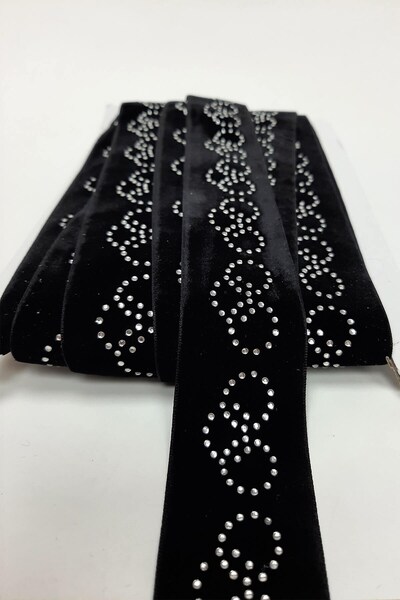 Limelia Кадифена панделка с черен диамант и камък