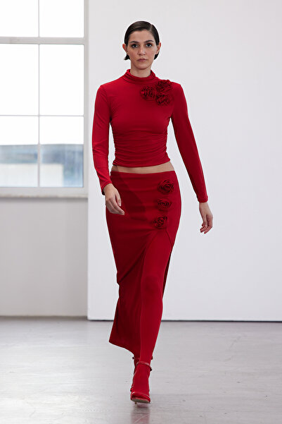 Trendyol Collection Piros Midi kötött szoknya - Rose Detailed, Limited Edition TPRAW25ET00000