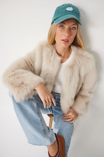 Happiness İstanbul Cream Colored Faux Fur Jacket for Women - Ul00047