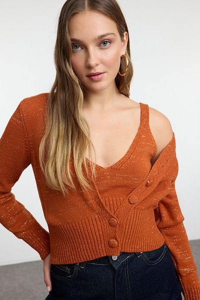 Trendyol Collection Set aus Strick-Crop-Bluse und Strickjacke – Tile TWOAW25HI00199