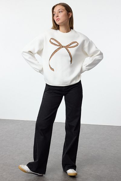 Kolekcia Trendyol Ecru Oversize Fleecová pletená mikina – Crew Neck Twoaw25sw00135