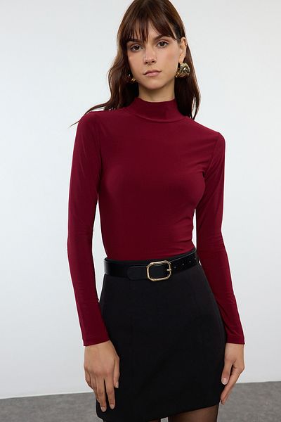 Trendyol Collection Bluză tricotată cu nervuri elastice bordeaux - mânecă lungă, guler ridicat - TWOAW25BZ00078