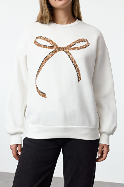 Trendyol Collection Ecru Oversize Fleecová pletená mikina - Crew Neck Twoaw25sw00135