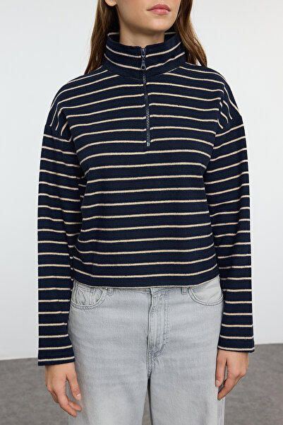 Trendyol Collection Stand Collar Navy Blue Pruhovaná Thessaloniki Pletená mikina - Twoaw22sw0732