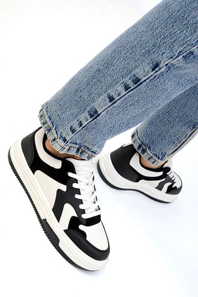 SOHO Women's Sneakers 19602 - Black and White