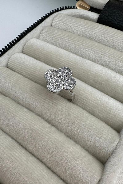 Modex Silver Color Clover Ring