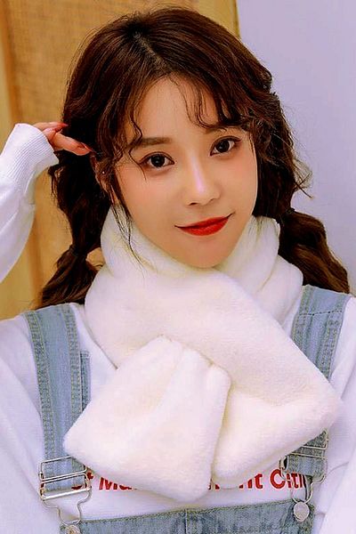 Bundera Welsoft White Plush Scarf Scarf Windproof Fleece Neck Collar Shawl