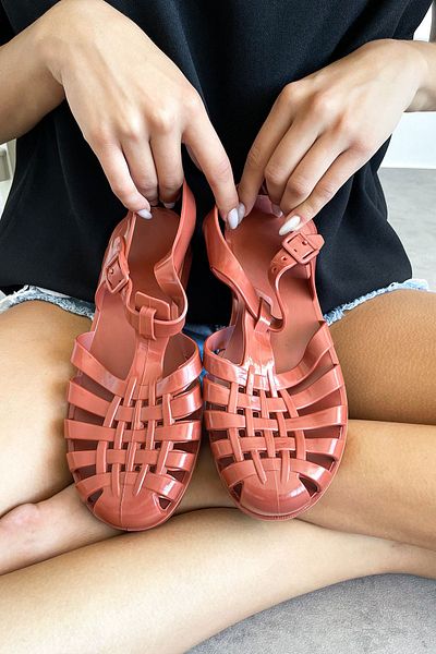wolk shoes Sandale de damă Ruby Crem cu detaliu curea