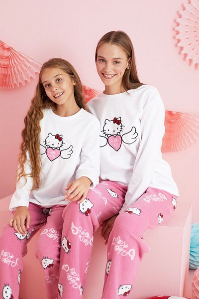 Siyah İnci Σετ πιτζάμες με λευκό κέντημα με άδεια Hello Kitty - Πορτοφόλι Fleece HK319