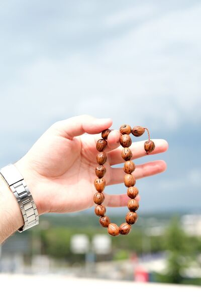 Kehribarstore مسبحة صلاة معطرة باللون البني Efe Boy - هدية للرجال، عيد الأب