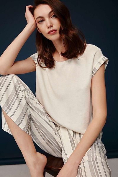 Bonnie Clyde Bonnie&Clyde - Women's Ecru Viscose Capri Pajamas Set Grp 024.3Z0.E.0.Tag.0.Rou1.P.Km.Hp