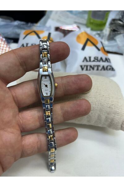 Almera Alsaat Vintage Retro Kadın Saati Gümüş Renk