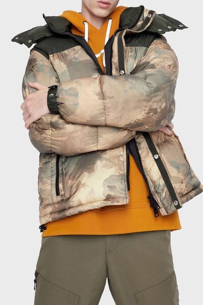 Armani Exchange Camouflage Patterned Quilted Coat with Removable Hood and Sleeves Men's Coat 6lzb22 Zn