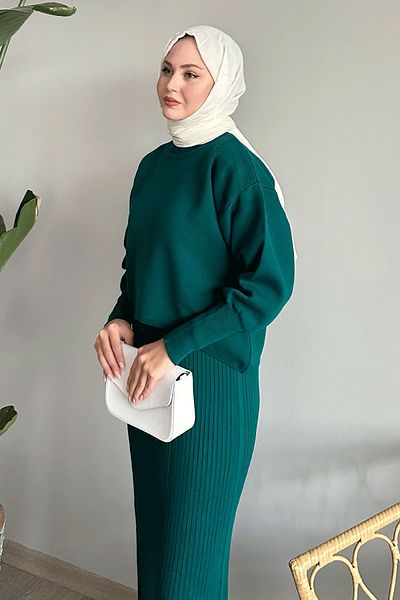 InStyle Benzinzöld léggömb ujjú kötöttáru szett