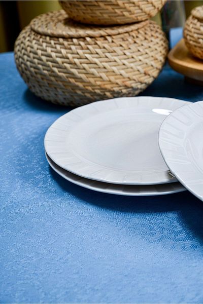 Farika Porselen 6-Piece Emerald Lean 6-Piece Cake Set 18 Porcelain White Round Bpa Free Modern Cake Plate