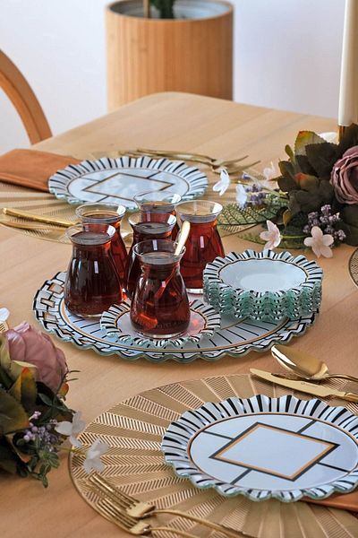 Glore Prestige Glass Tray Set