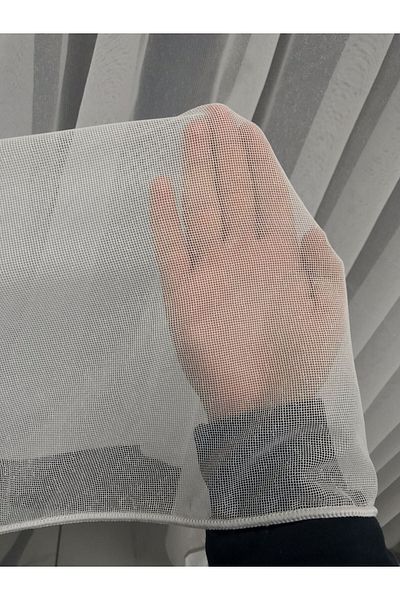 Vinaldi Luxury Tulle Screening 1/3 Close Pleat