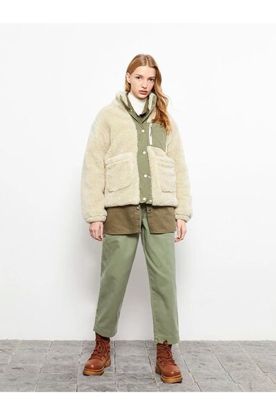 LC Waikiki Dik Yaka Düz Uzun Kollu Kadın Pelüş Mont