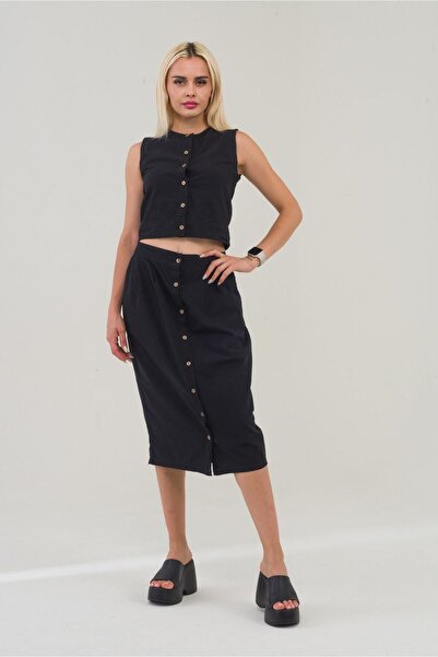 Bold & Young Women's Black Color Buttoned Ribbed Sleeveless Cotton Vest