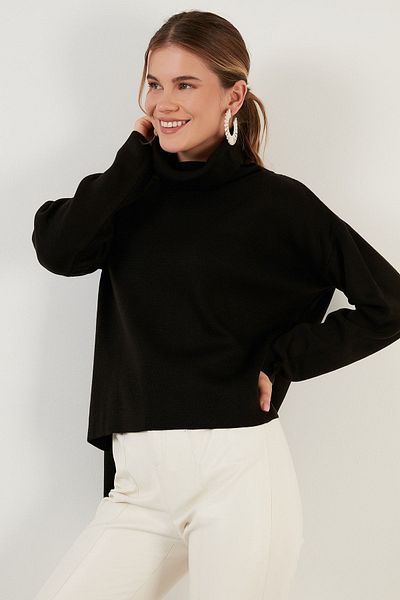 Lela Πλεκτό πουλόβερ με κοντό μπροστινό και μακρύ ζιβάγκο 6321048