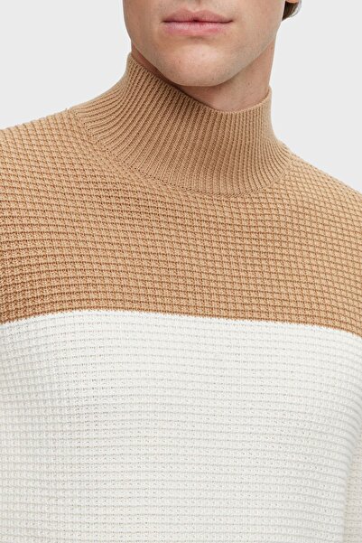 BOSS Renk Bloklu Yün Karışımlı Balıkçı Yaka Regular Fit Kazak Erkek KAZAK 50500656 001