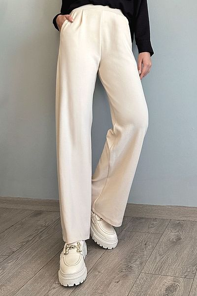 InStyle Ecru Color – široké nohavice s detailným plisovaním