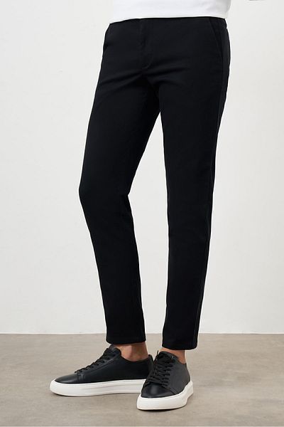 Morven Men's Black Summer Pleated Slim Fit Chino Pants