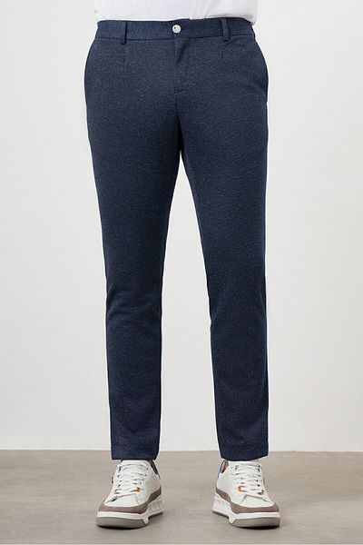 Morven Men's Navy Blue Polyviscose Trend Pleated Slim Fit Sports Pants