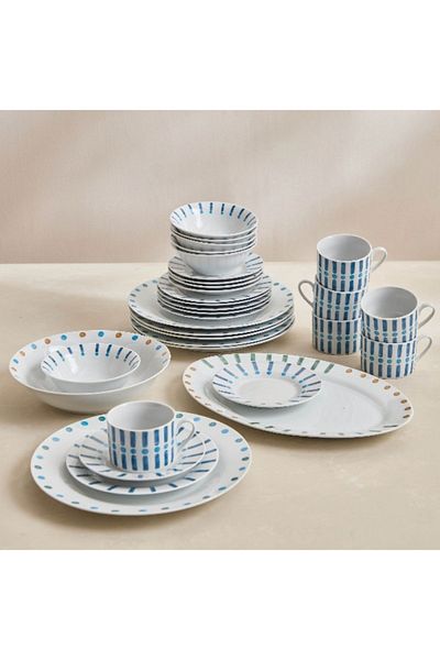 Home Box Dot Island 32-Piece Dinner Set