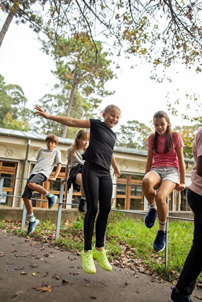 Decathlon Domyos Çocuk Gri Pembe Spor Şortu 320