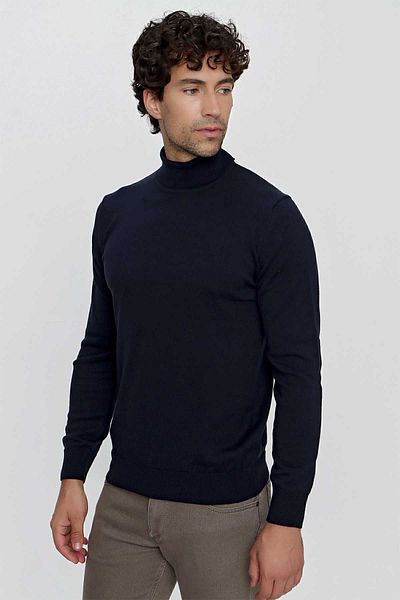 Morven Πλεκτό πουλόβερ Basic Dynamic Fit Relaxed Cut με ζιβάγκο