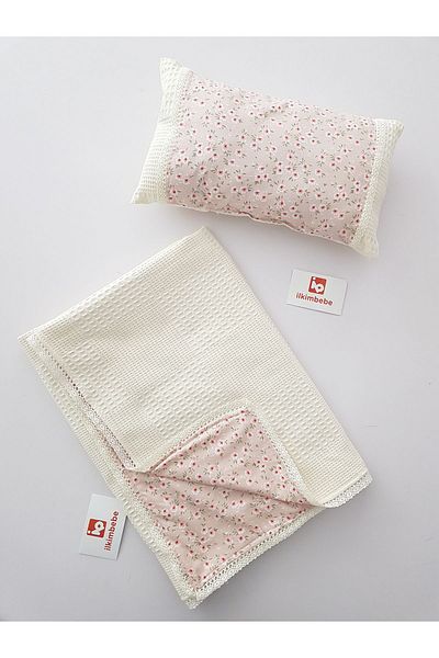ilkimbebe Pique Blanket Pillow - Floral Lace