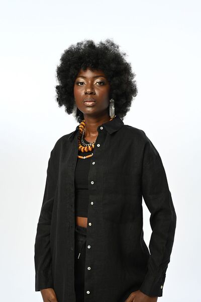 Orfeo Negro قميص نسائي بجيب واحد بلون سادة 100% كتان