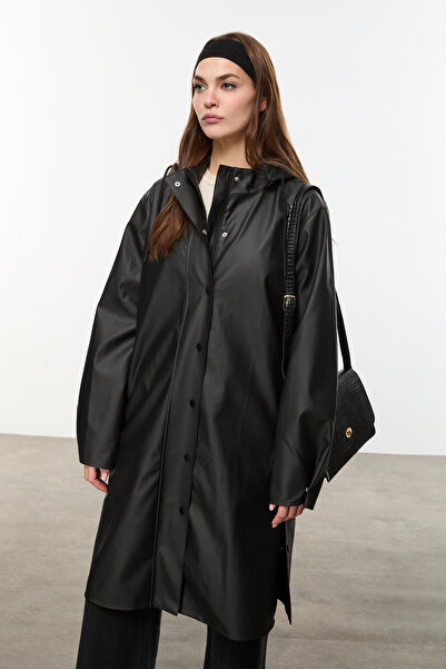Mudo Leather Look Hooded Rainbook