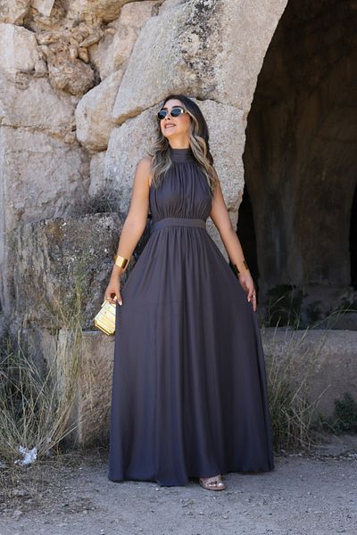 bytugcekaya Rochie gri cu gât Halter