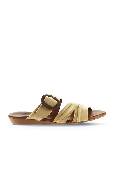 Bueno Shoes 01wu7438 Model Papuci Plati Femei din piele galbena