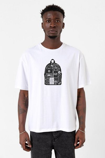 Tshirthane The Last Of Us Ellie's Backpack Λευκό ανδρικό μπλουζάκι Oversize